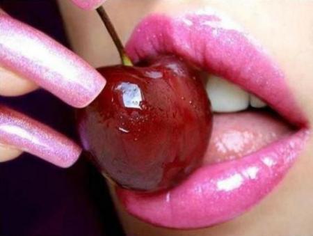 The Hottest Lips You will Ever Find8