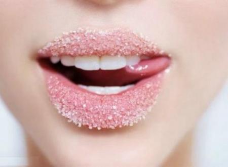 The Hottest Lips You will Ever Find9