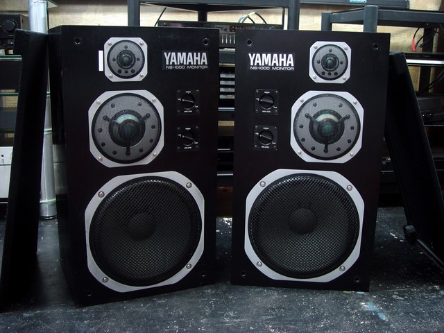 Yamaha_NS1000.jpg